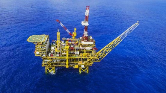 1、海南文昌海上采油平臺.jpg